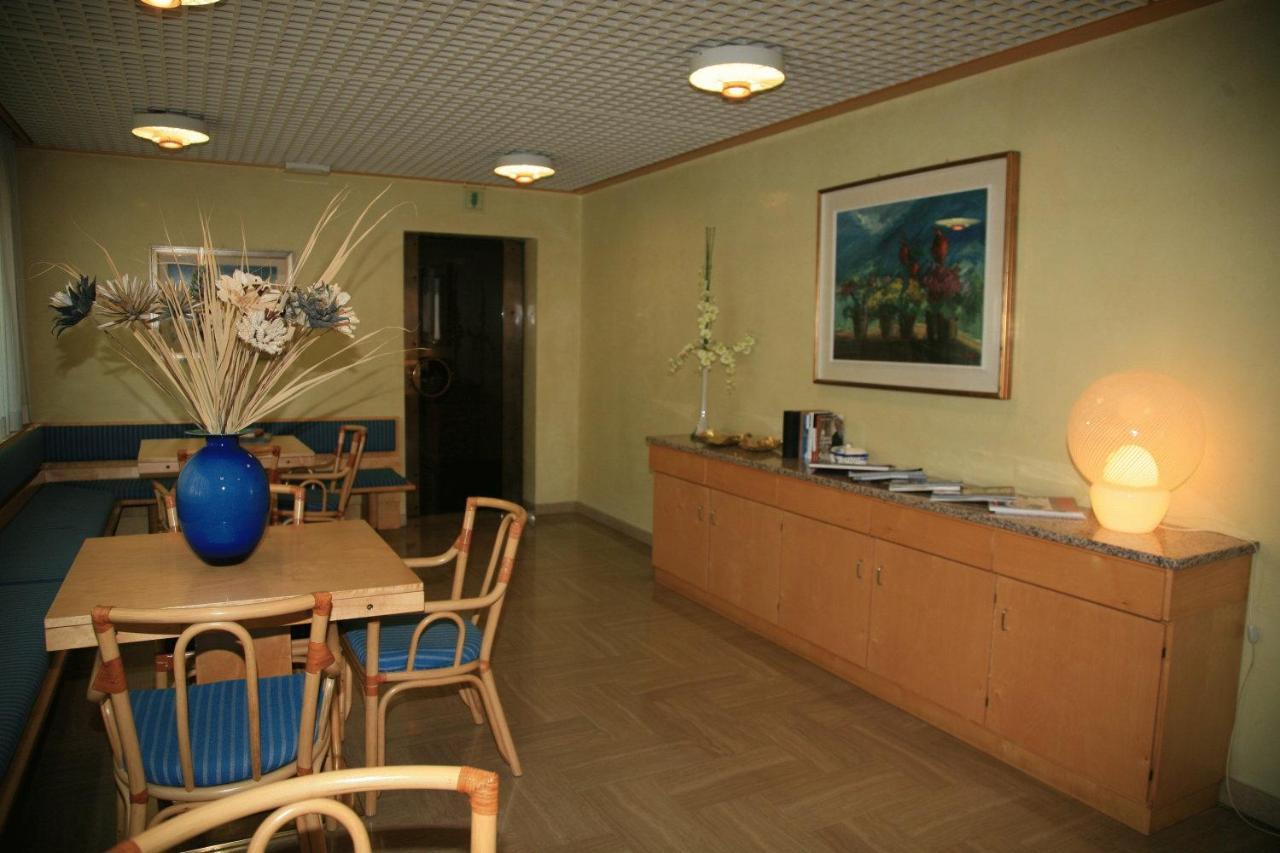 Albergo Benito ปอนเต เนลลัลปี ภายนอก รูปภาพ