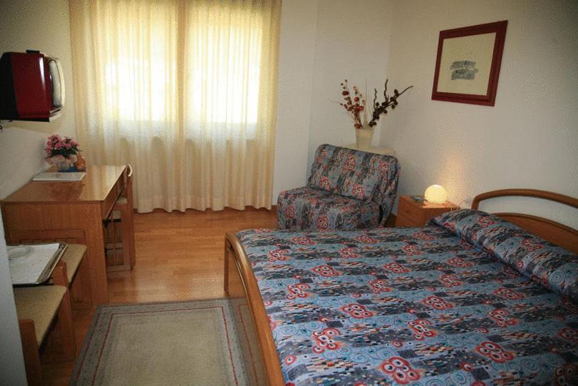 Albergo Benito ปอนเต เนลลัลปี ภายนอก รูปภาพ